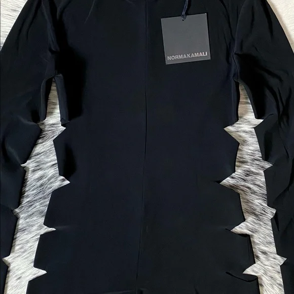 NORMA KAMALI “ALLIGATOR” CUTOUT MOCK-NECK BODYSUIT, SZ S BLACK NWT!! - Picture 8 of 16